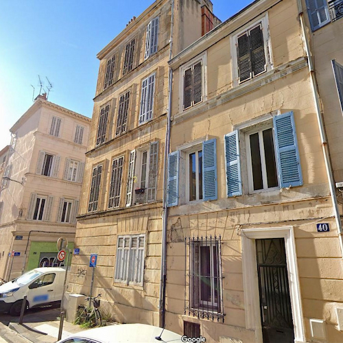 Appartement a renover Marseille 5e rue du progrès