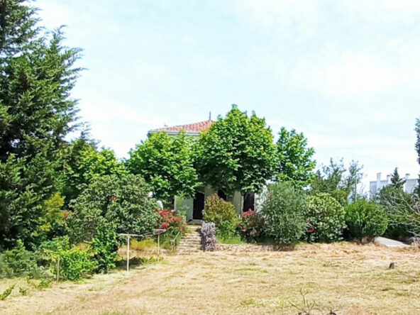 maison de maitre à rénover Aubagne
