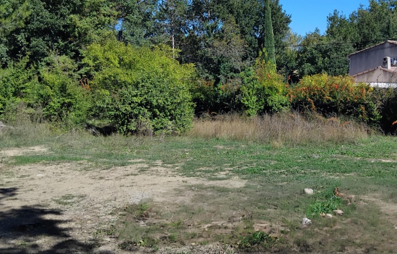 Terrain à vendre à Gréasque arboré 500 m2 Nord
