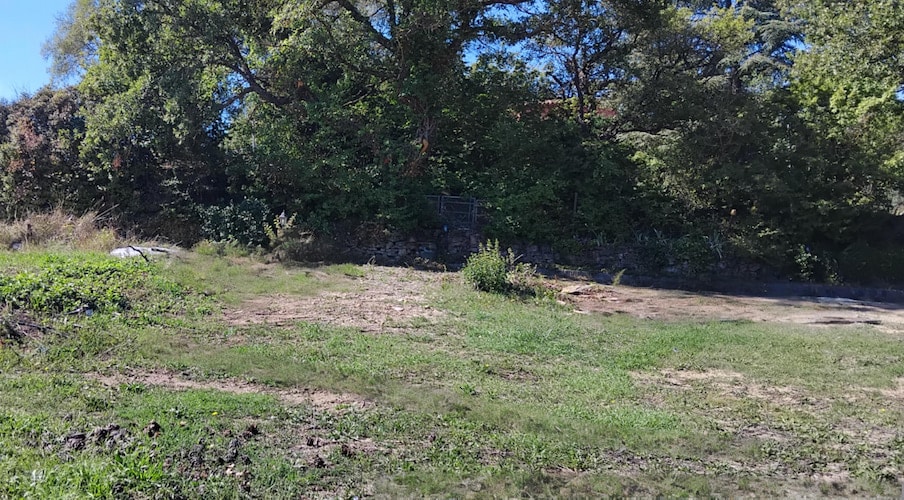 terrain à vendre à Gréasque arboré 500 m2 Sud