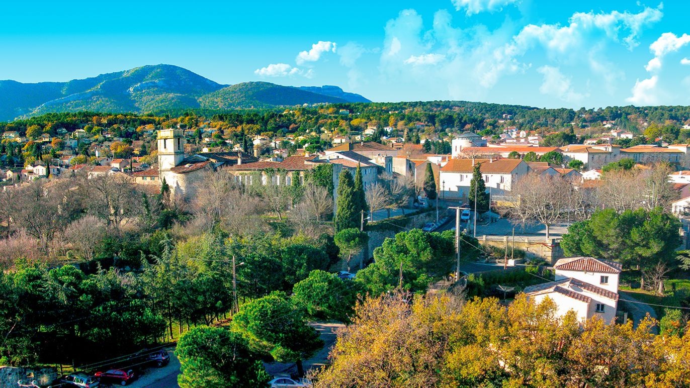 Gréasque village en Provence authentique