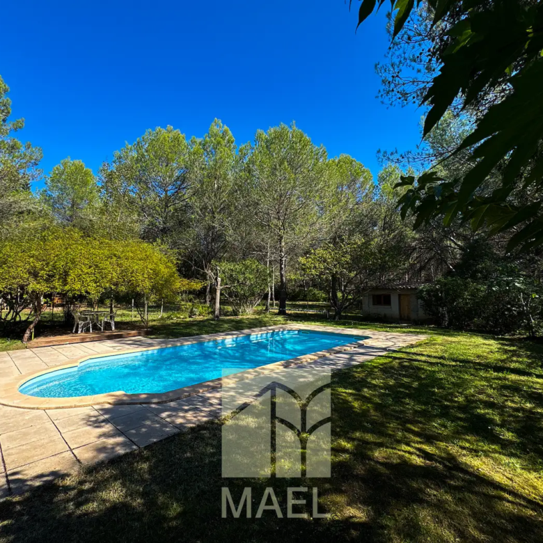 maison à vendre Lambesc piscine