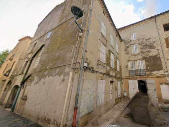 Immeuble à vendre CUERS à rénover centre ville