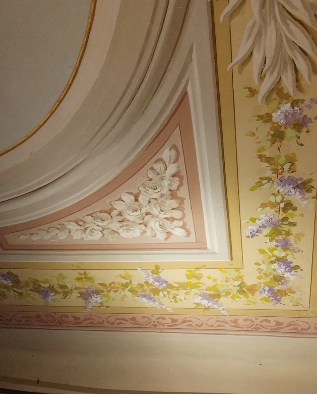 immeuble à vendre Cuers plafond peint XIXe