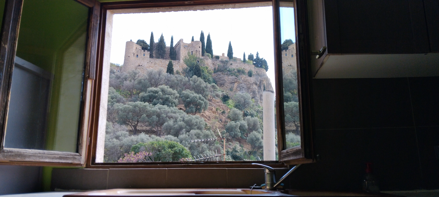 Immeuble à vendre CASSIS avec vue château de Cassis