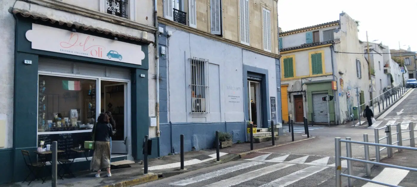 Appartement à rénover Marseille Vauban T3 quartier avec commerces