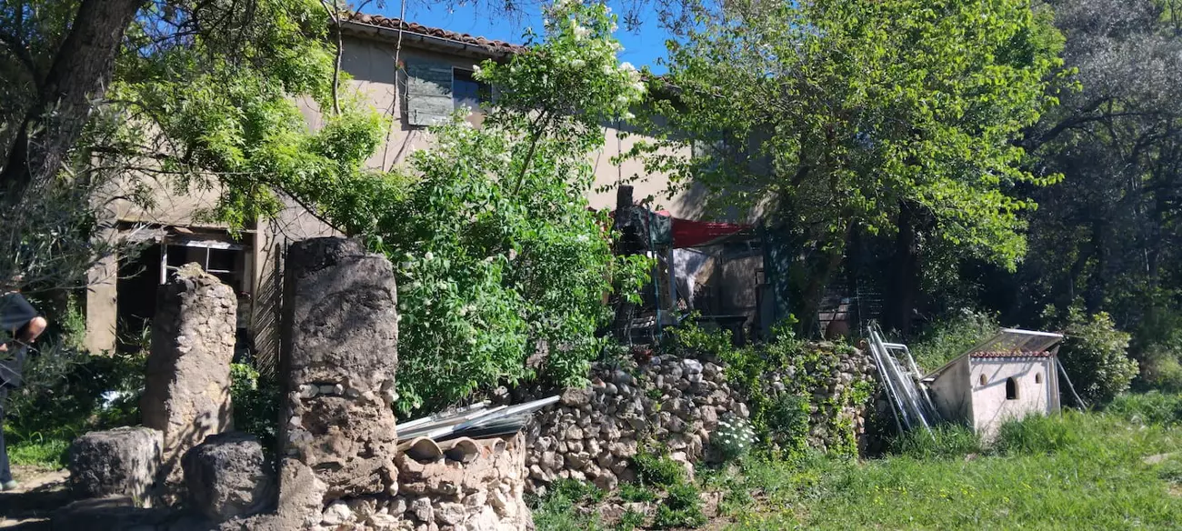 terrain à vendre - corps de ferme - Aubagne
