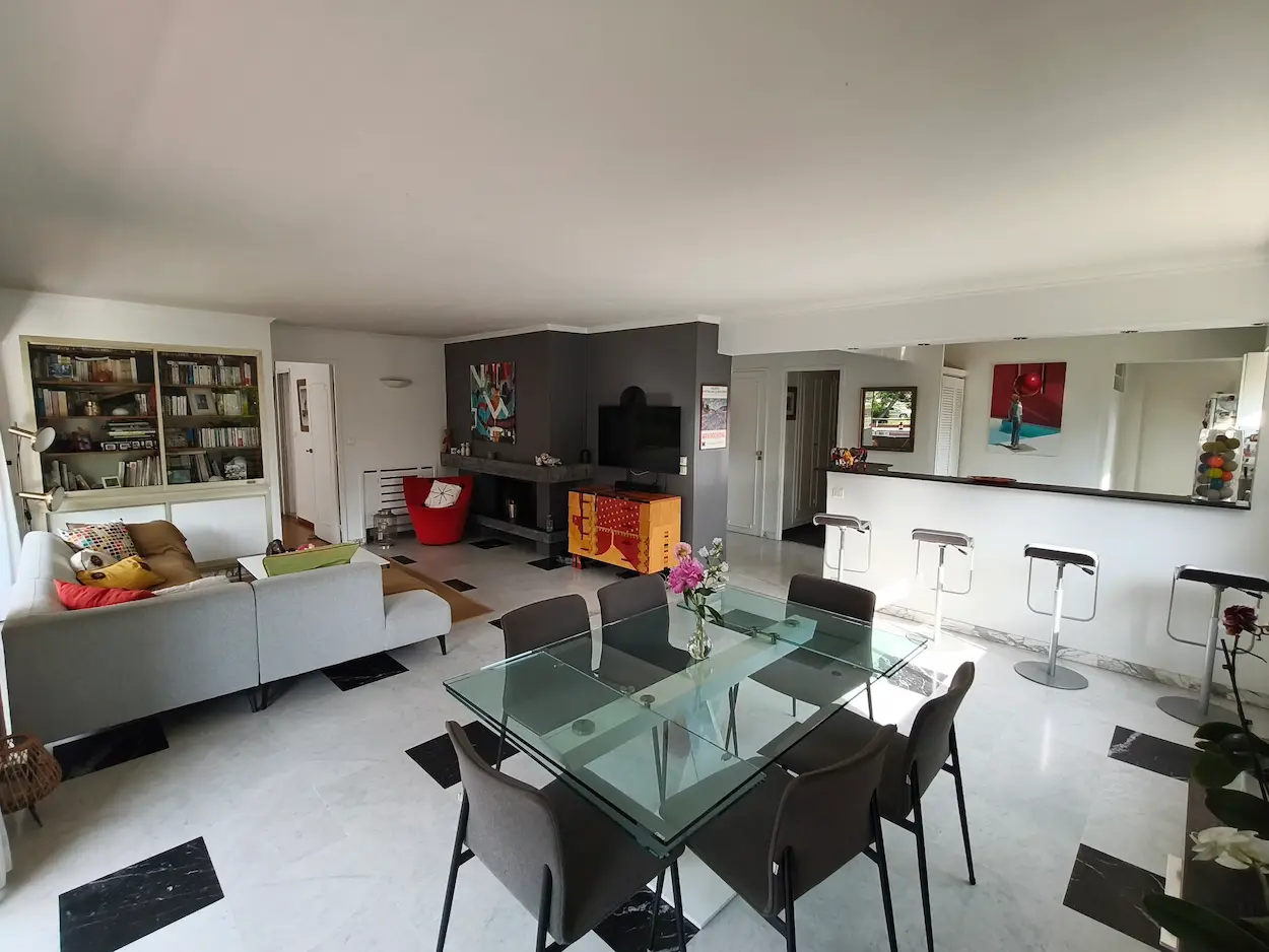 Appartement Marseille 8e Ste Anne à vendre salle a manger