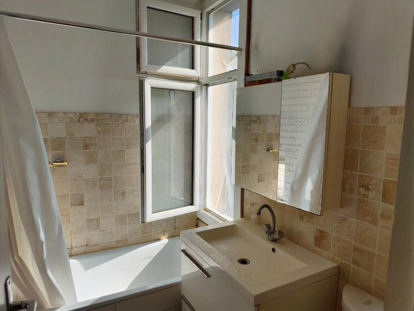 Studio à vendre Aix en Provence 25 m2 salle de bains